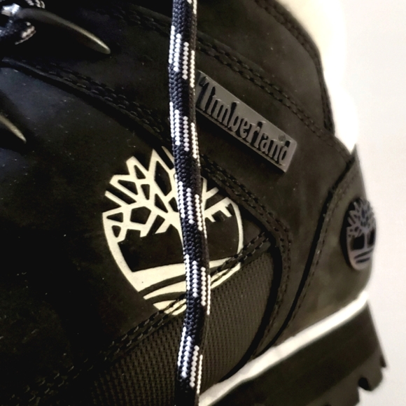 NEW Timberland hiking boots! ๐ - Picture 2 of 10